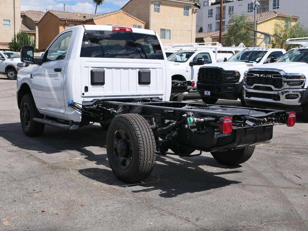 2026 Ram 3500 Tradesman photo 4