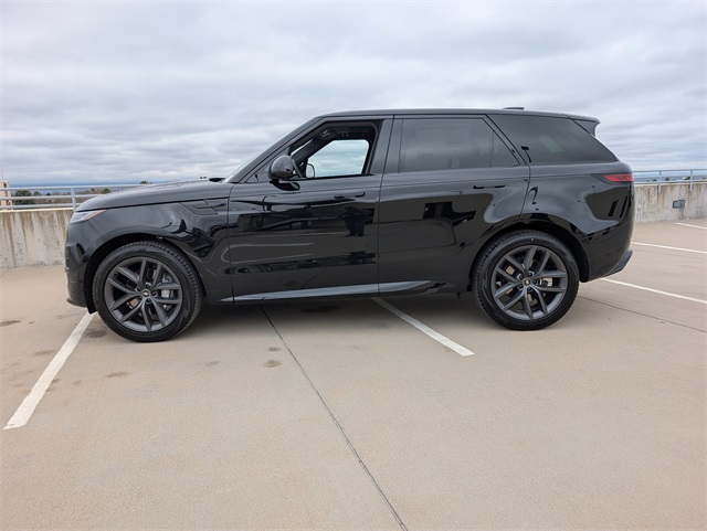 2025 Land Rover Range Rover Sport SE photo 3