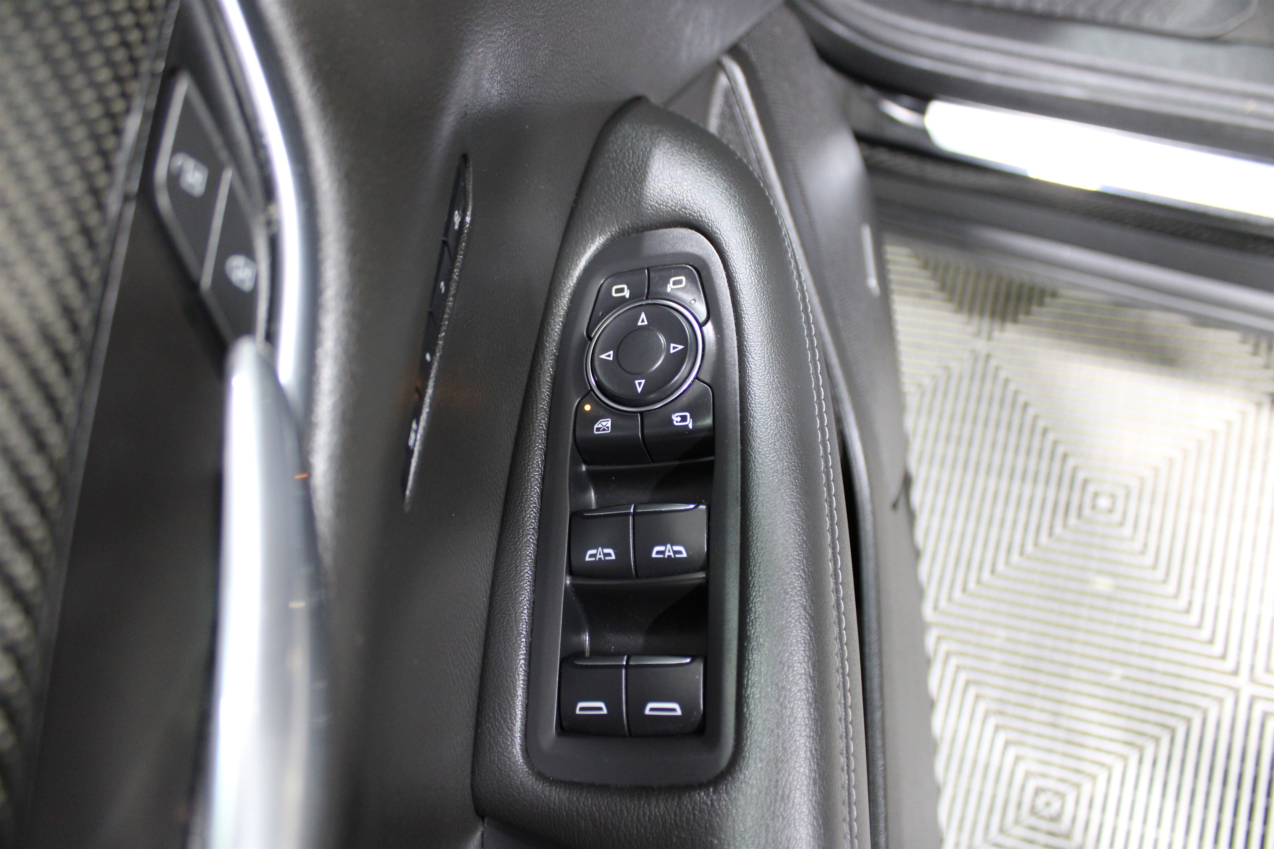 2022 Cadillac XT6 Sport photo 3