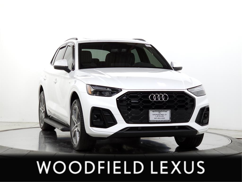 2025 Audi Q5 Premium's photo