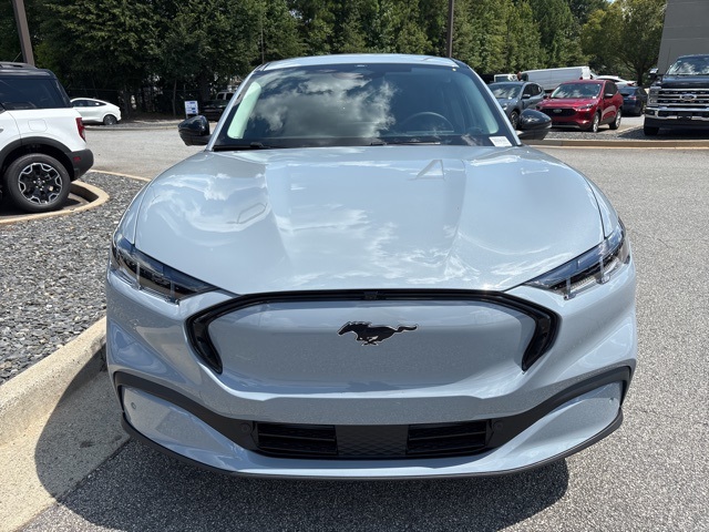 2025 Ford Mustang Mach-E Premium photo 3
