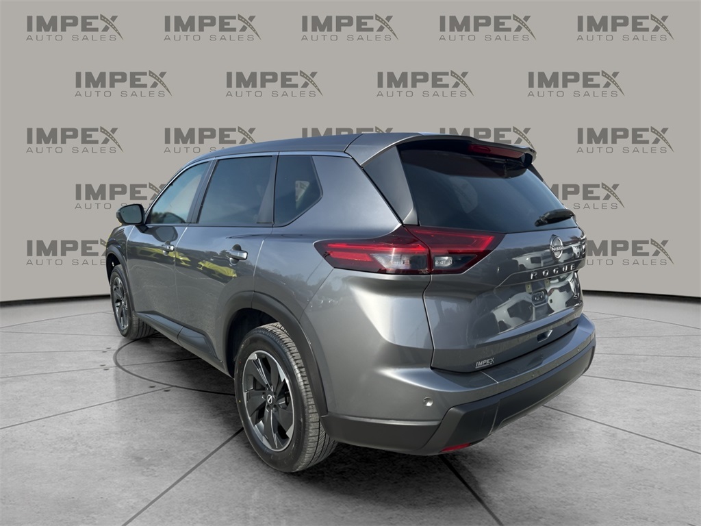 2024 Nissan Rogue SV photo 3