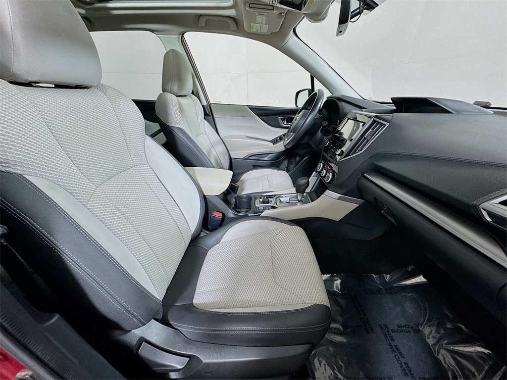 2020 Subaru Forester Premium photo 10