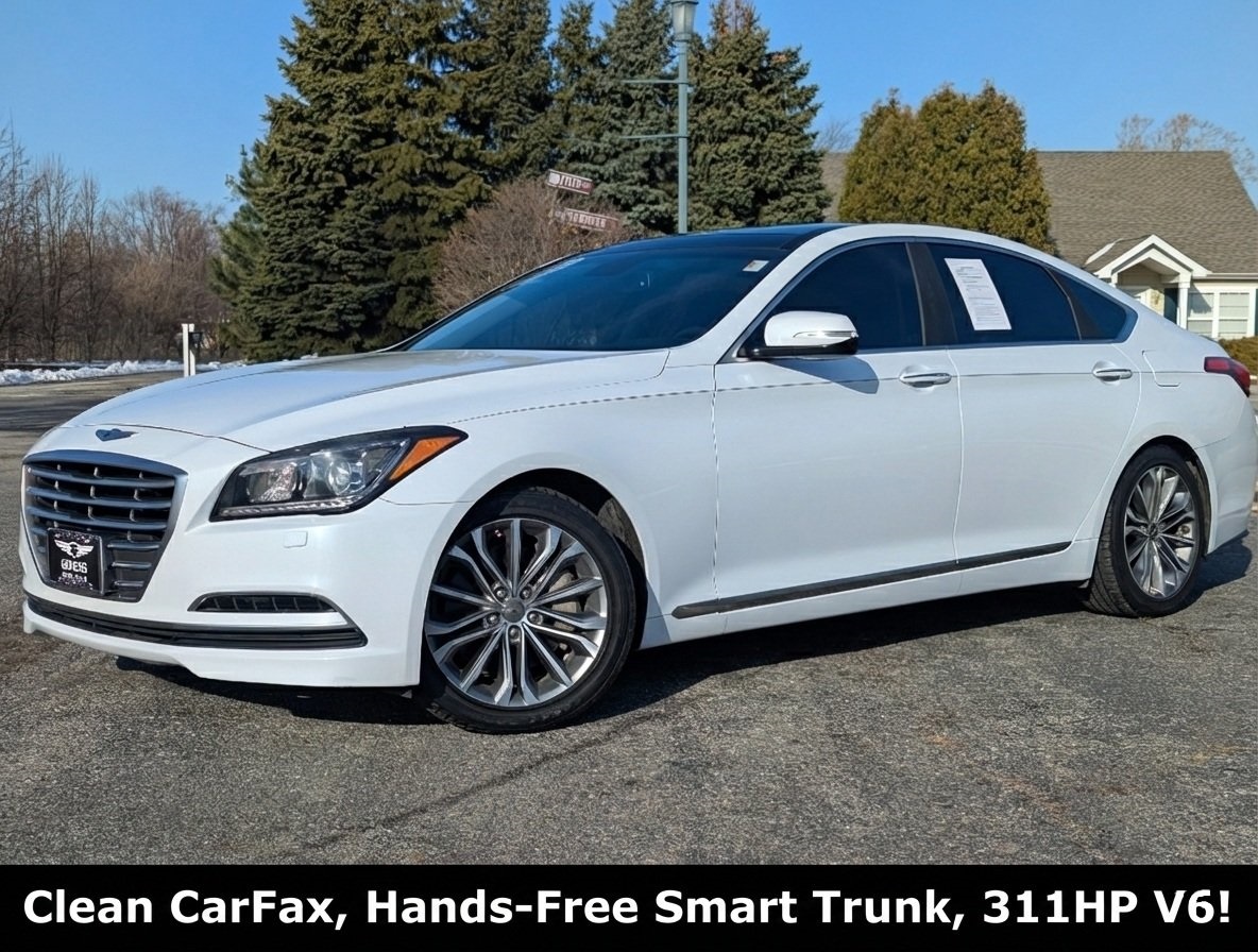 2015 Hyundai Genesis Base's photo