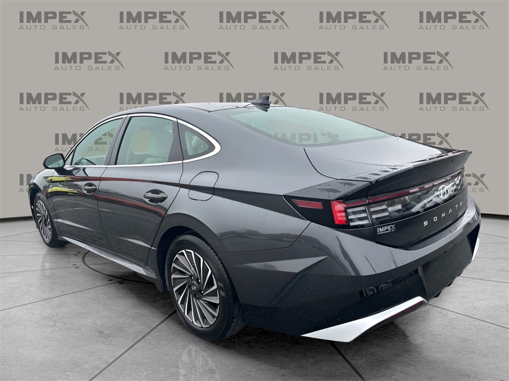 2024 Hyundai Sonata Hybrid SEL photo 3