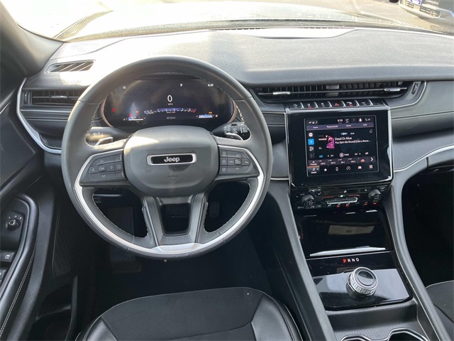 2024 Jeep Grand Cherokee Altitude photo 9