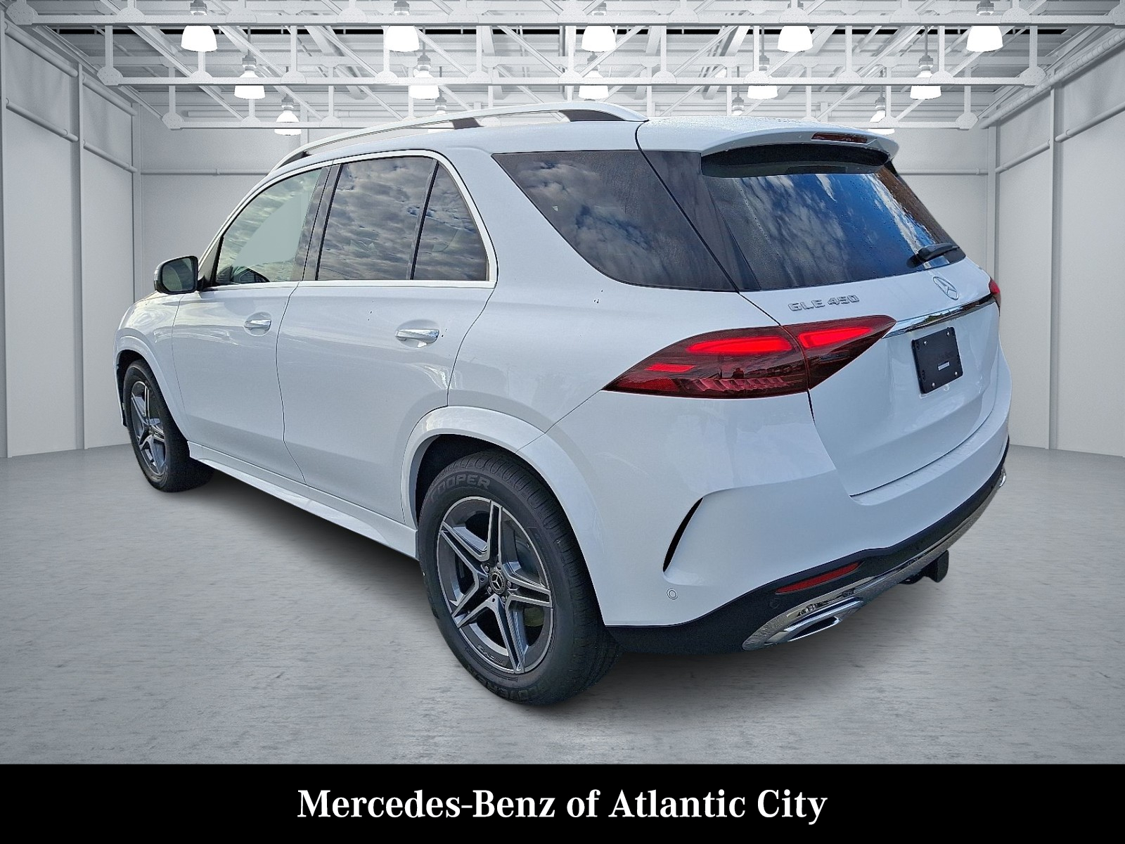 2026 Mercedes Benz GLE 450 4MATIC photo 3