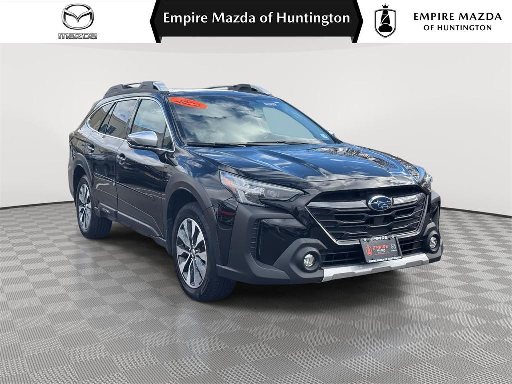 2024 Subaru Outback Touring's photo