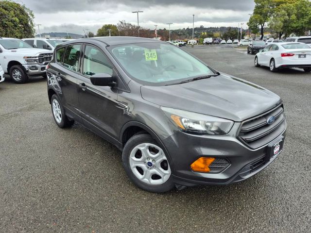 2018 Ford Escape S's photo