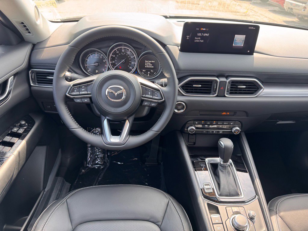 2025 Mazda CX-5 2.5 S Preferred photo 3