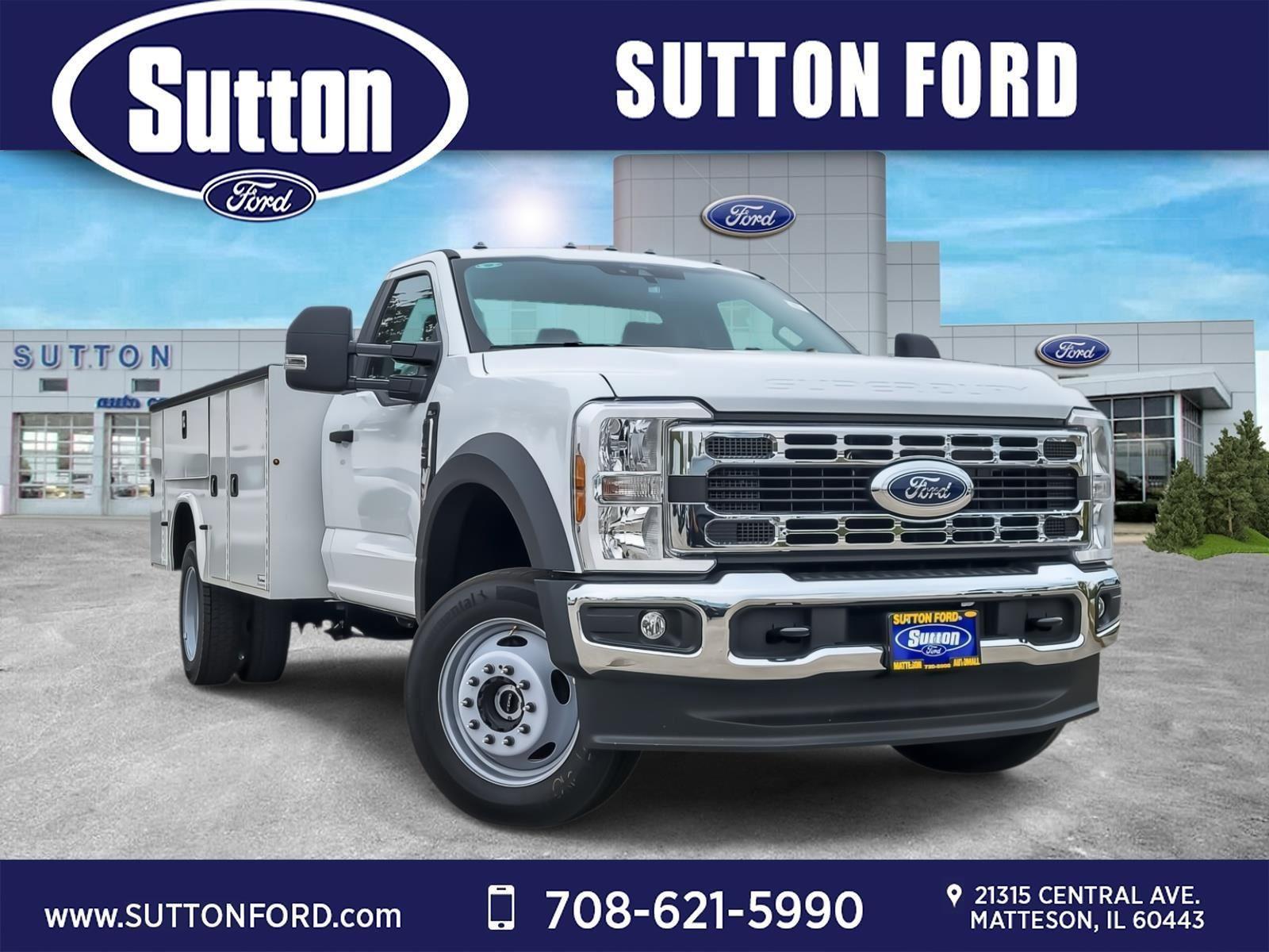 2025 Ford F-450 Super Duty Chassis Cab XL's photo