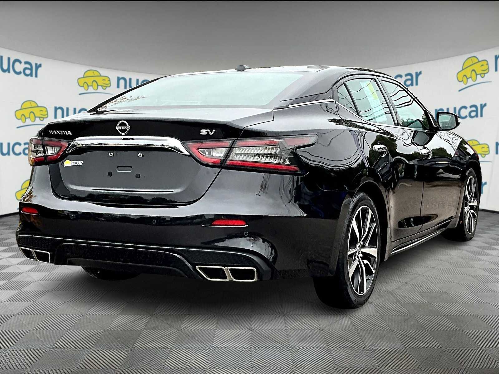 2023 Nissan Maxima SV photo 6
