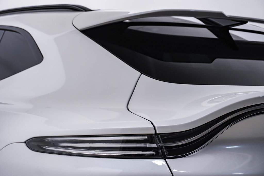 2025 Aston Martin DBX AM8 DBX707 photo 12
