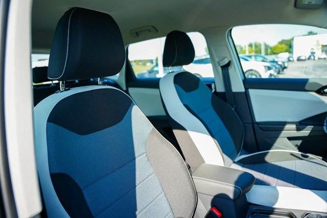 2025 Volkswagen Taos S photo 26
