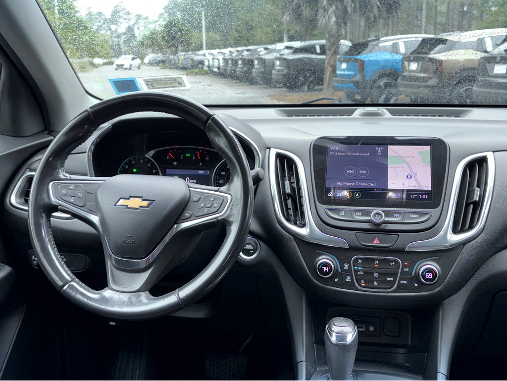 2019 Chevrolet Equinox LT photo 3