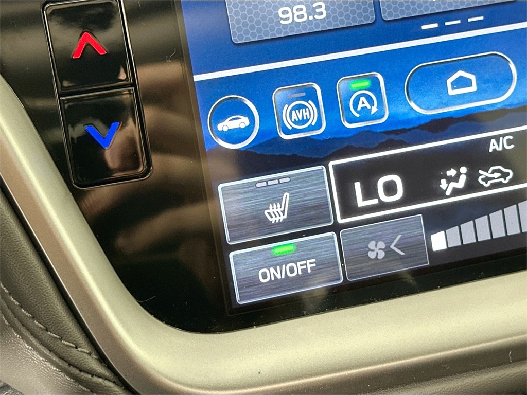 2025 Subaru Outback Onyx Edition photo 24