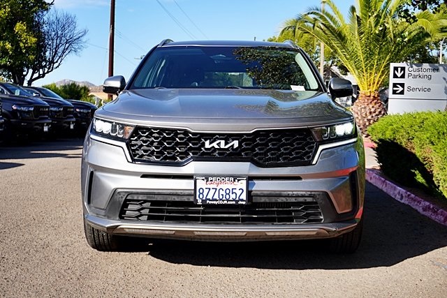 2022 Kia Sorento Hybrid S photo 3