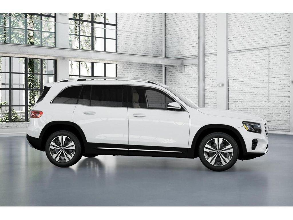 2025 Mercedes Benz GLB 250 4MATIC photo 14