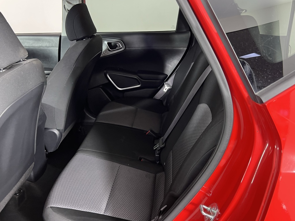 2023 Kia Soul LX photo 16