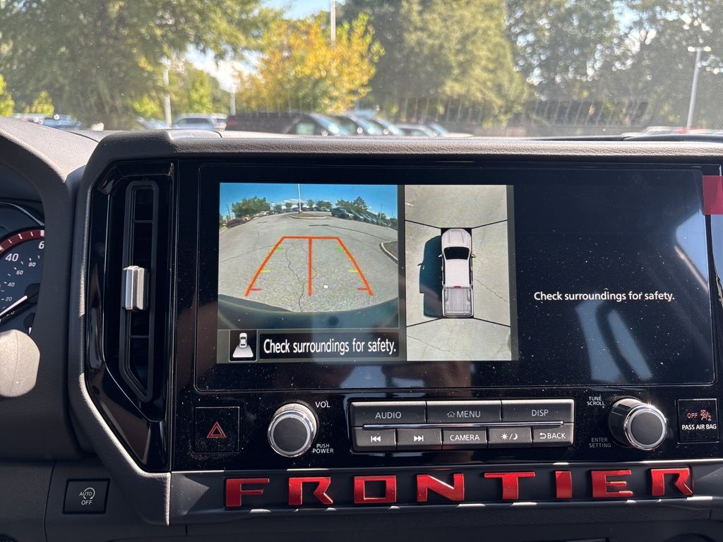 2025 Nissan Frontier Crew Cab PRO-4X photo 7