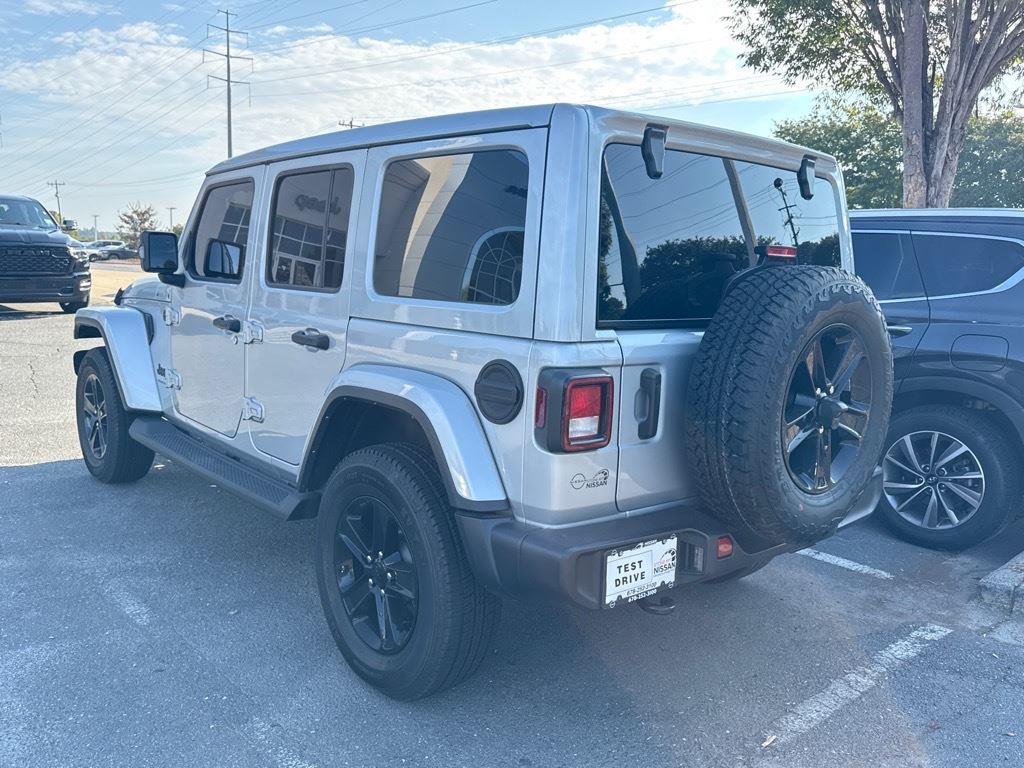 2023 Jeep Wrangler Sahara Altitude photo 4