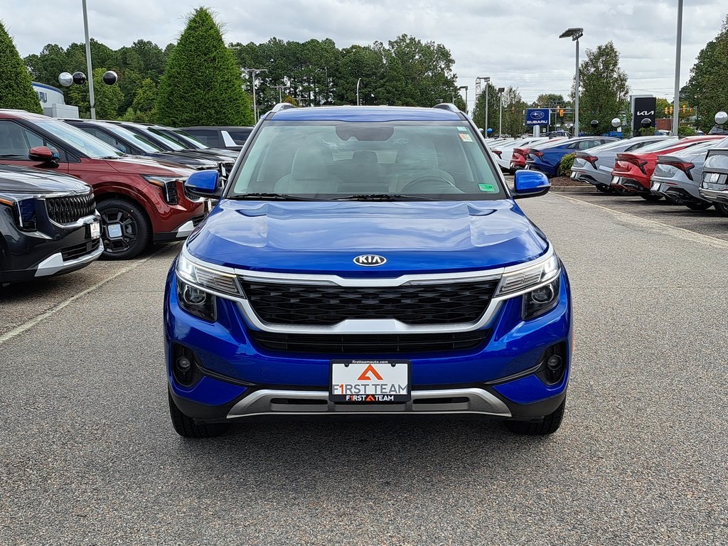 2021 Kia Seltos EX photo 3