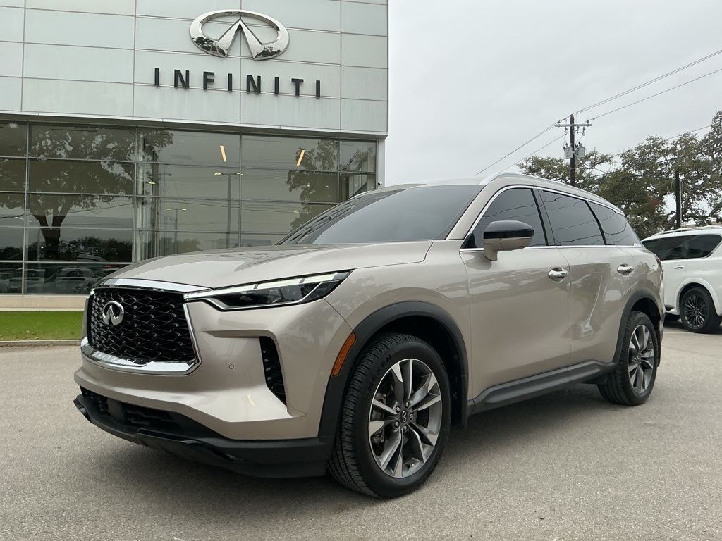 2023 INFINITI QX60 LUXE's photo