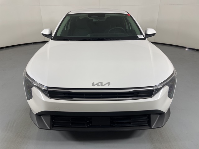 2025 Kia K4 LXS photo 3