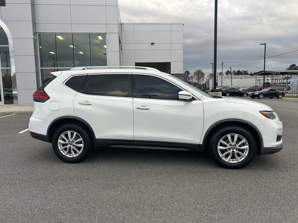 Used 2017 Nissan Rogue SV with VIN KNMAT2MT7HP592401 for sale in Franklin, VA