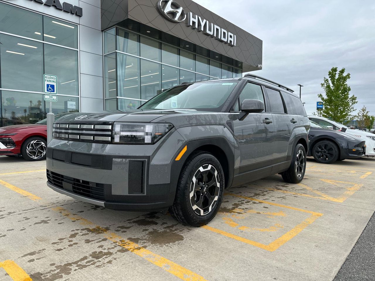 2025 Hyundai Santa Fe SEL's photo