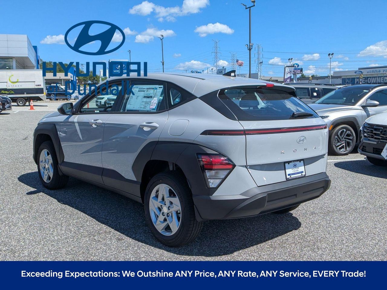 2026 Hyundai Kona SE photo 2