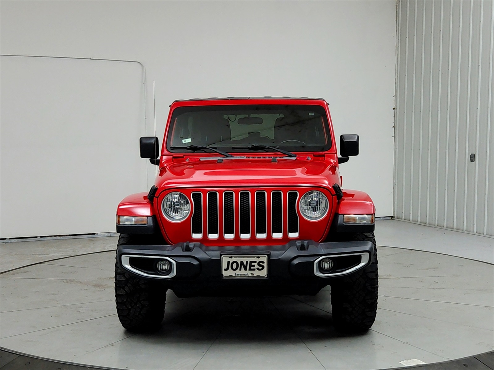2020 Jeep Wrangler Unlimited Sahara photo 2