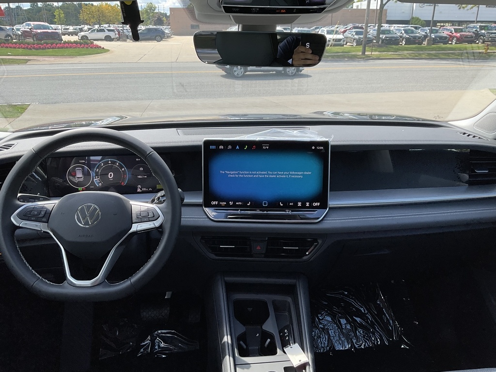 2025 Volkswagen Tiguan SE photo 5