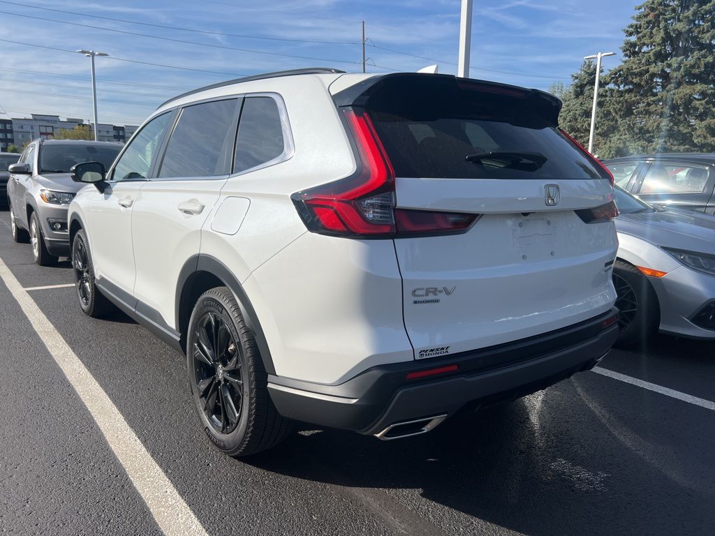 2024 Honda CR-V Hybrid Sport Touring photo 2