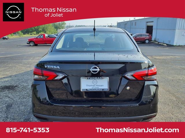 2025 Nissan Versa 1.6 S photo 4