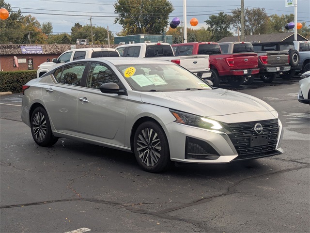 2024 Nissan Altima 2.5 SV photo 4