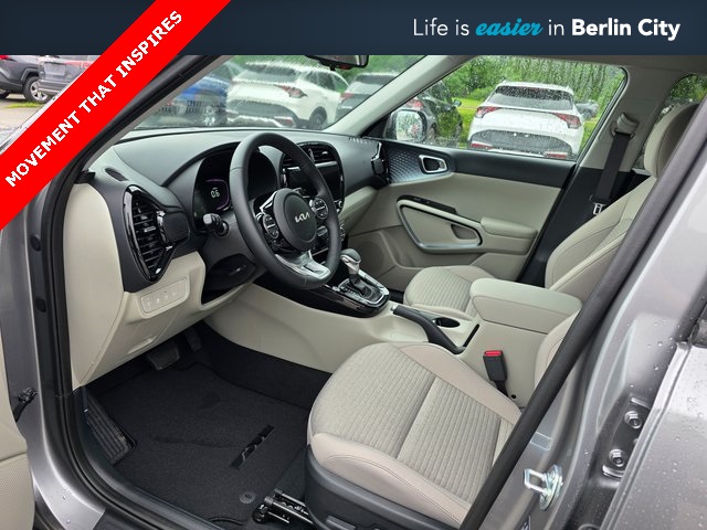 2025 Kia Soul EX photo 4