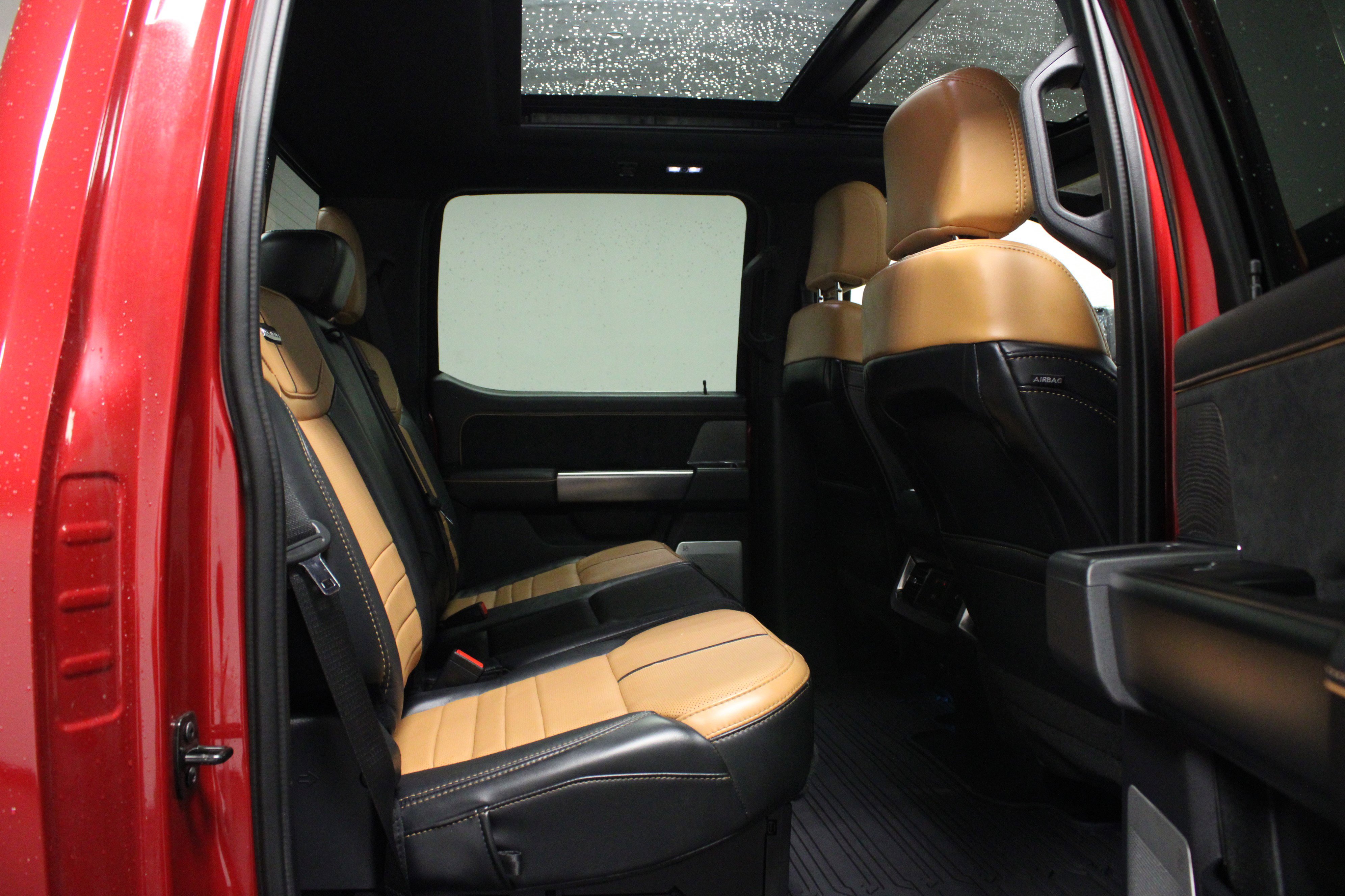 2024 Ford F-450 Platinum photo 13