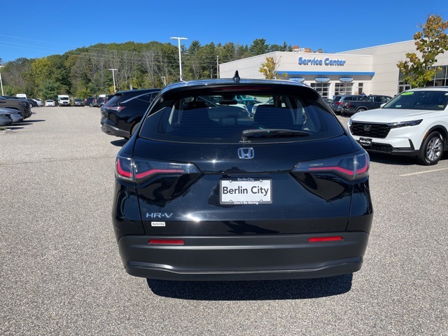 2023 Honda HR-V LX photo 3