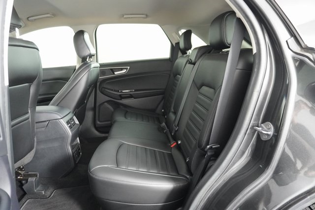 2020 Ford Edge SEL photo 29