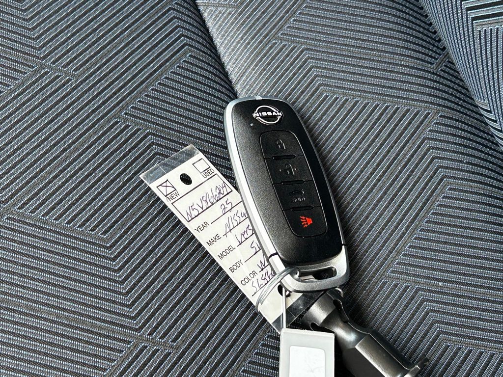 2025 Nissan Versa SV photo 38