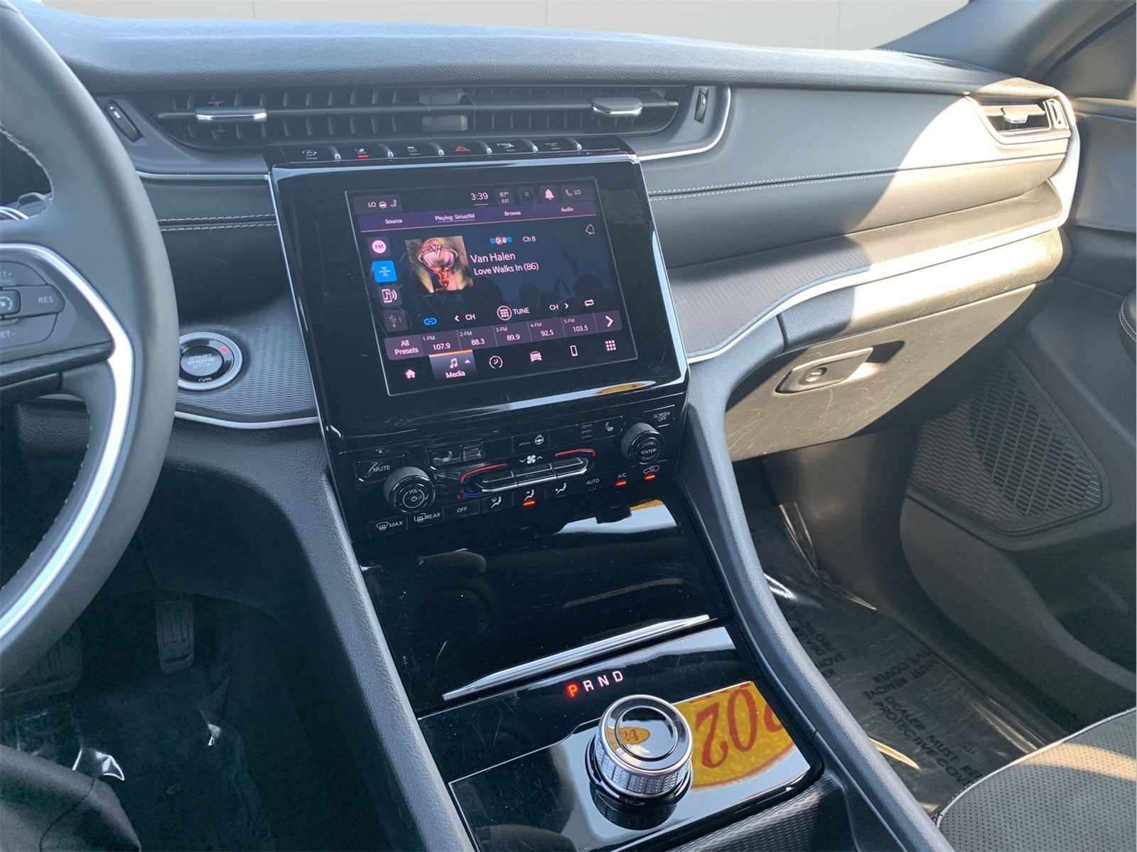 2024 Jeep Grand Cherokee Altitude X photo 22