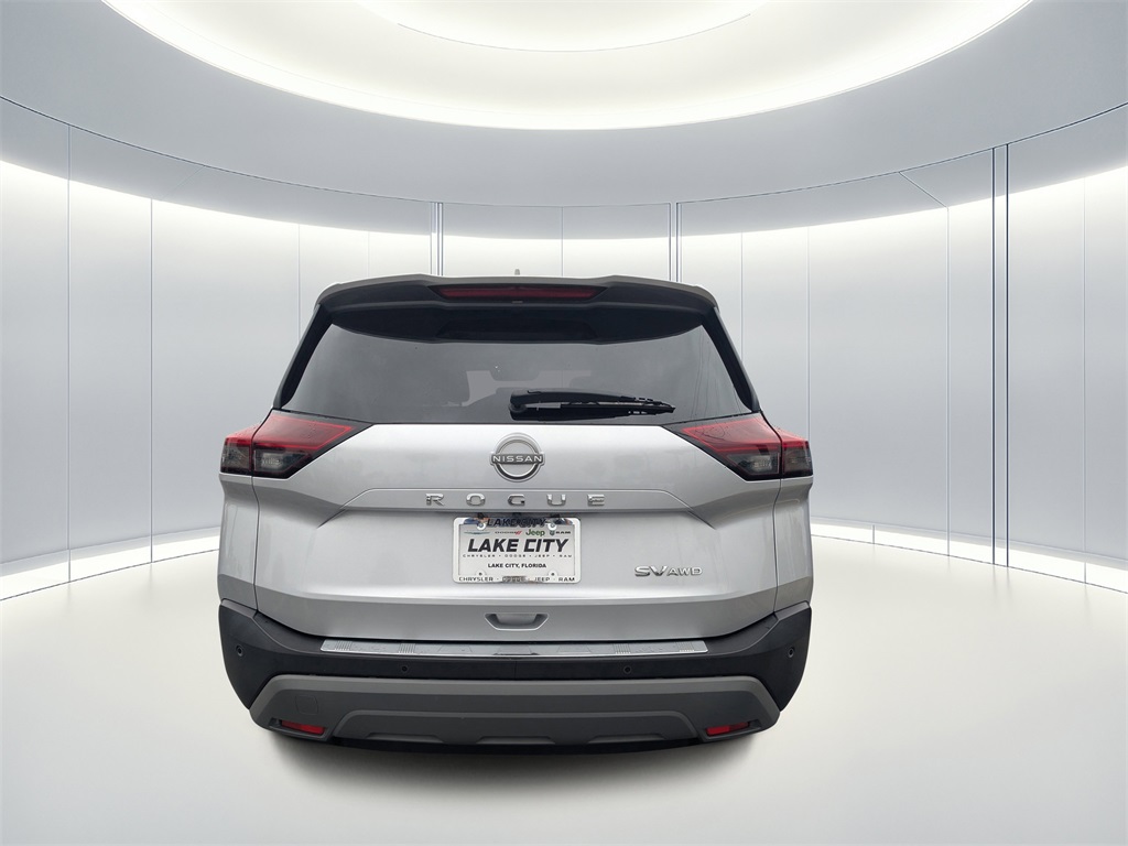 2022 Nissan Rogue SV photo 4