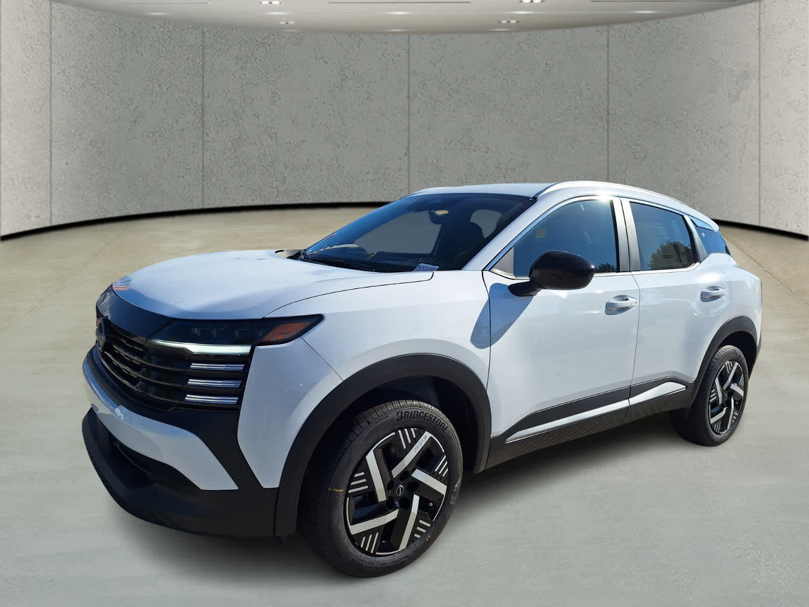 2026 Nissan Kicks SV photo 6