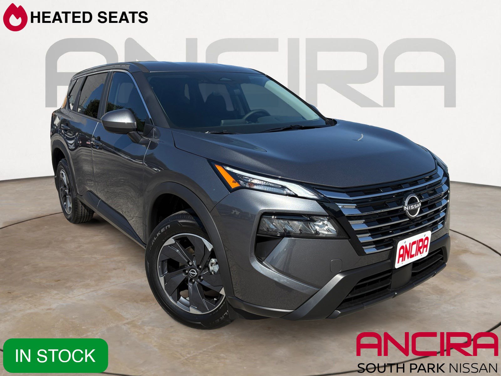 2026 Nissan Rogue SV's photo