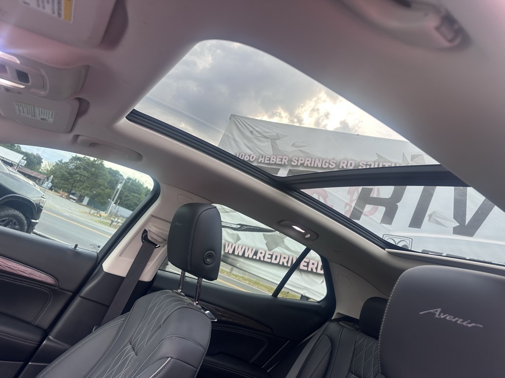 2023 Buick Envision Avenir photo 4