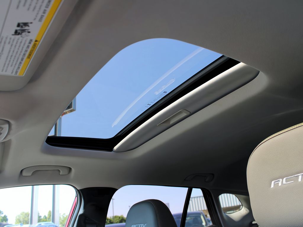 2024 Chevrolet Trax ACTIV photo 18