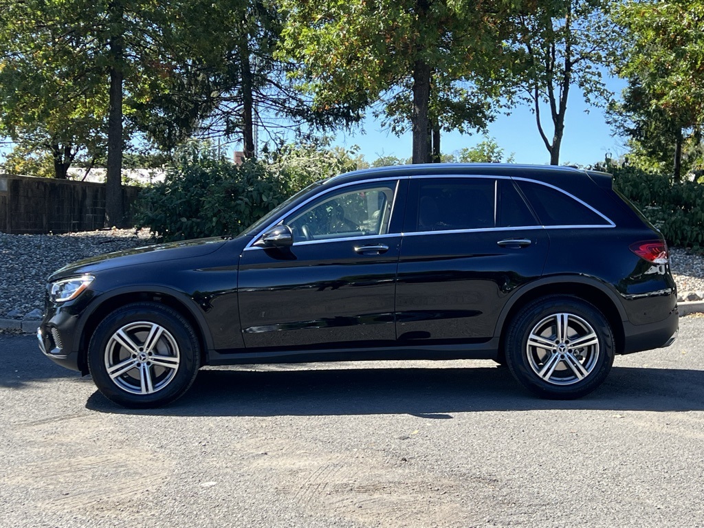 2022 Mercedes Benz GLC 300 4MATIC photo 4
