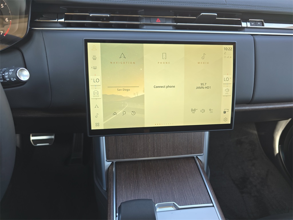 2025 Land Rover Range Rover SE photo 20