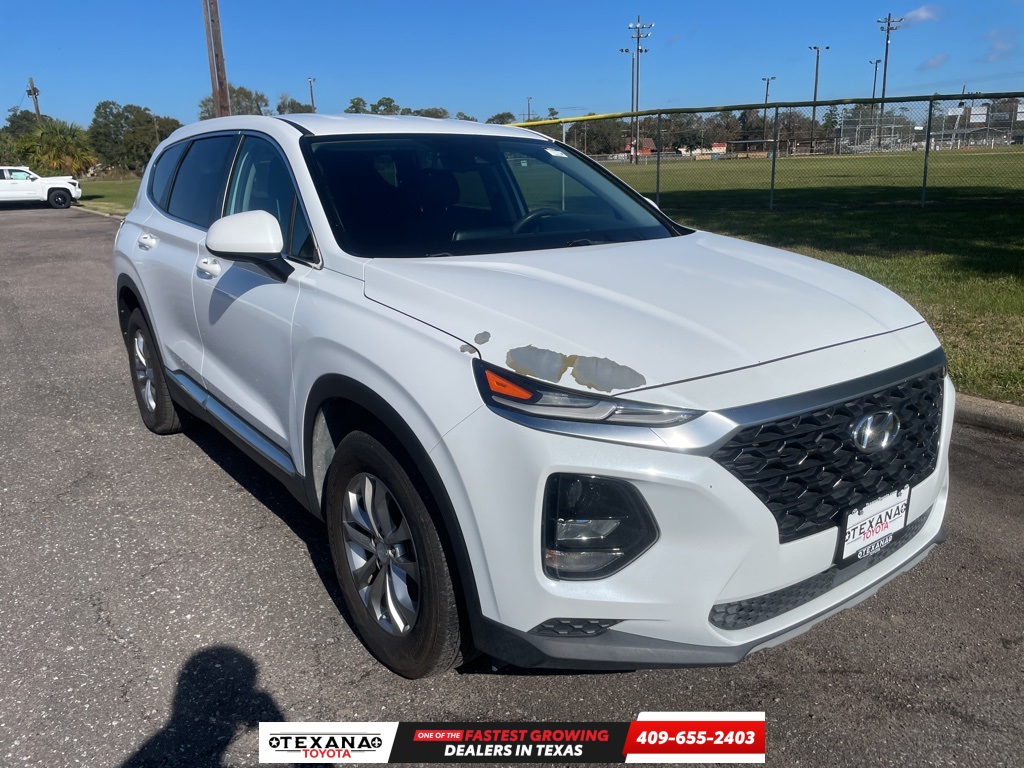 2020 Hyundai Santa Fe SE's photo